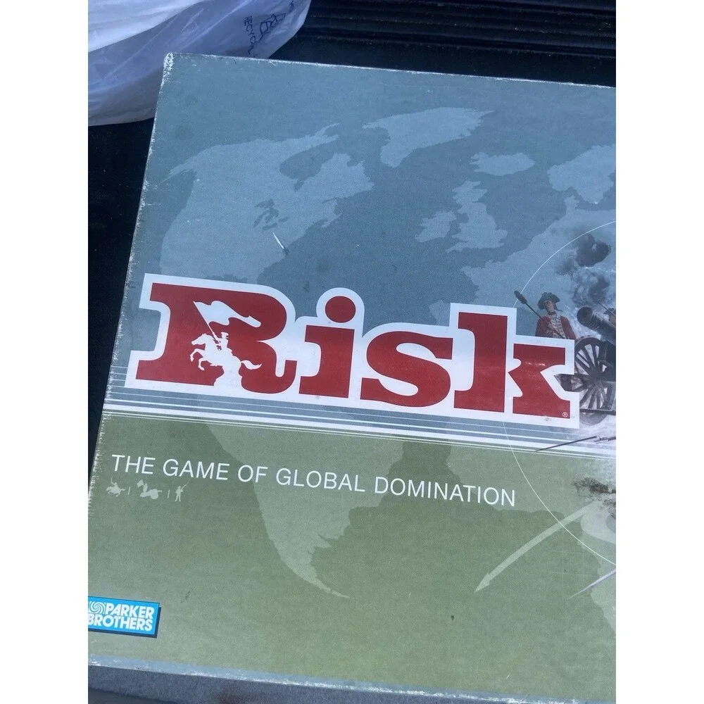 Risk Board Game 2003- The Game Of Global Domination Parker Brothers New Open